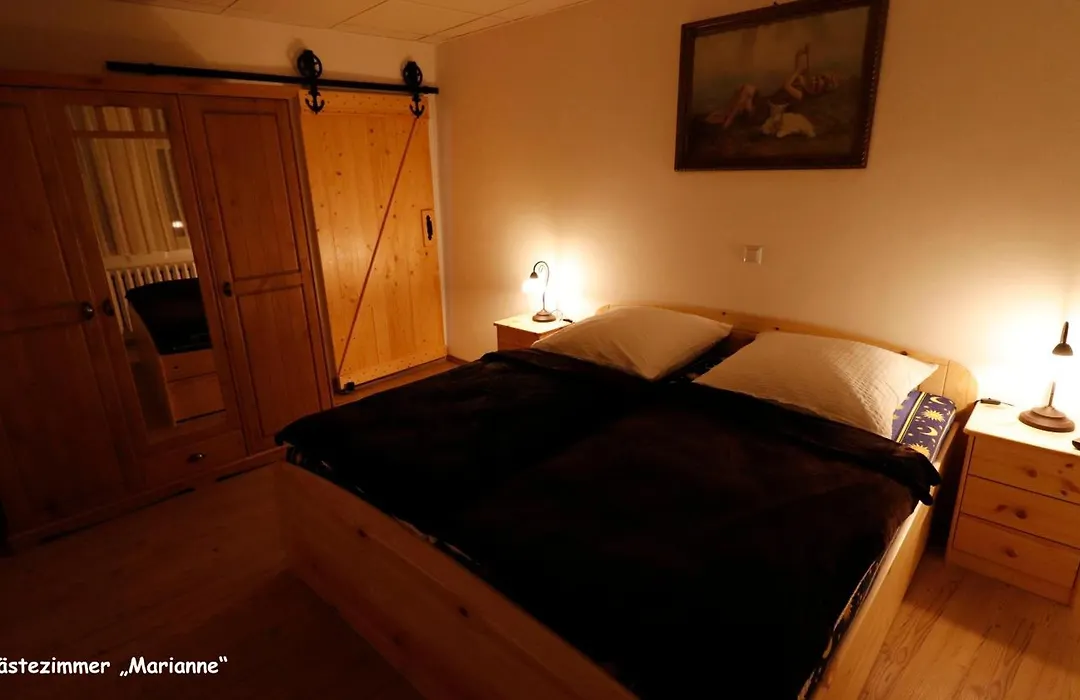 Gästezimmer zum rotem Karpfen-1