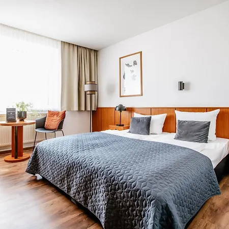 Hotel Gartenstadt Erfurt-3